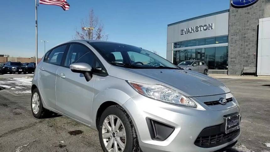 2013 Ford Fiesta SE — Hatchback — 73,161 mi — Skokie, IL