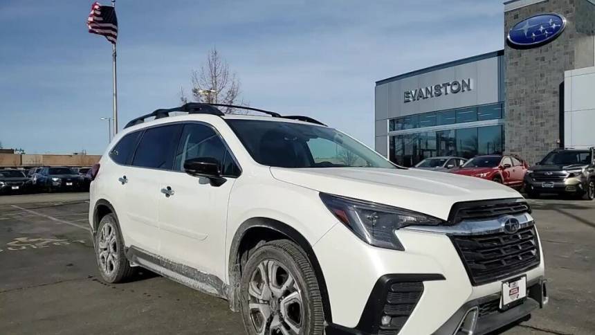 2024 Subaru Ascent Touring — SUV — 5,671 mi — Skokie, IL