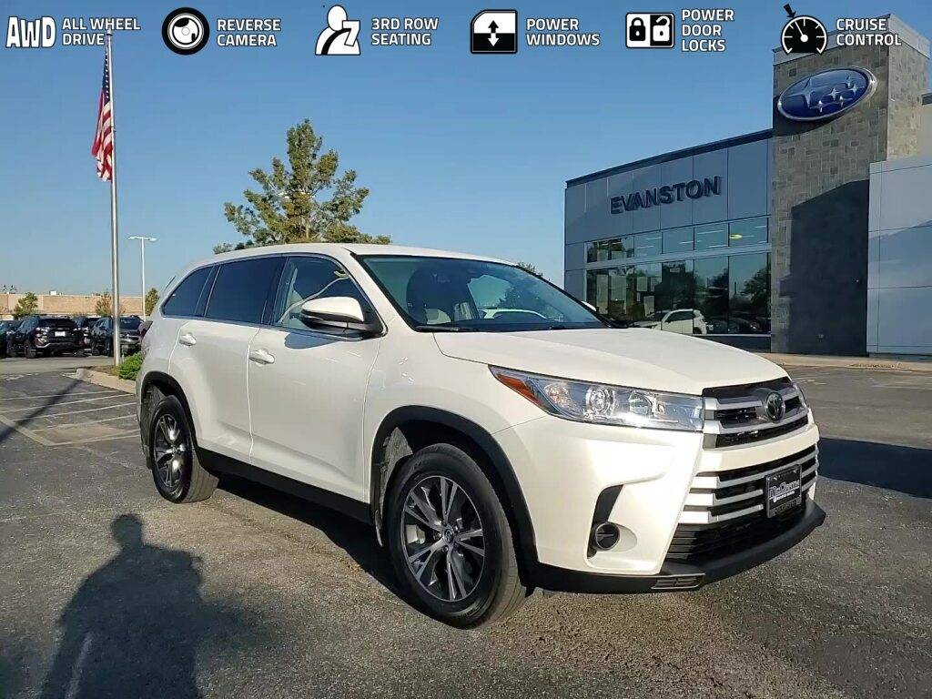 2019 Toyota Highlander LE V6 — SUV — 92,873 mi — Skokie, IL