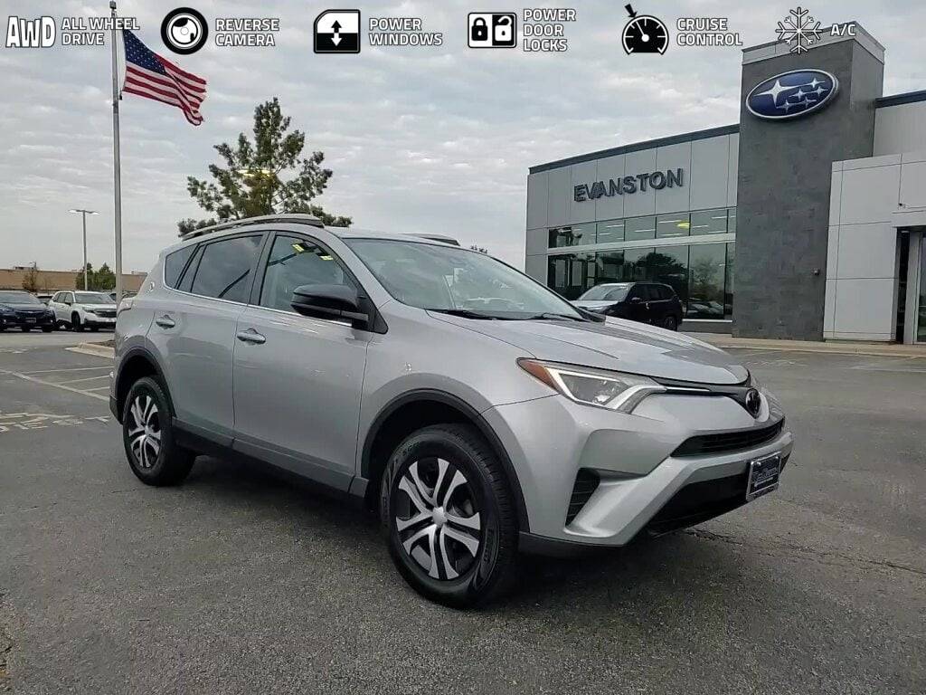 2018 Toyota RAV4 LE — SUV — 70,658 mi — Skokie, IL