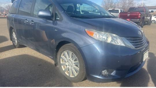 2017 Toyota Sienna XLE Premium — Minivan — 99,405 mi — Longmont, CO