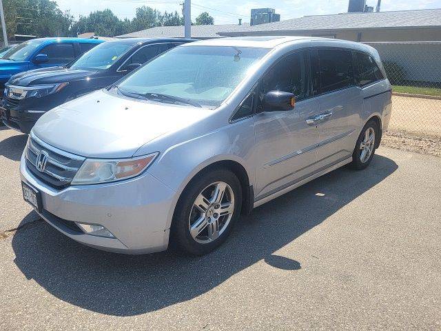 2011 Honda Odyssey Touring — Minivan — 152,593 mi — Longmont, CO