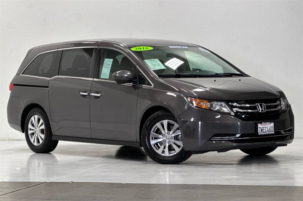 2016 Honda Odyssey SE — Minivan — 83,636 mi — Palo Alto, CA