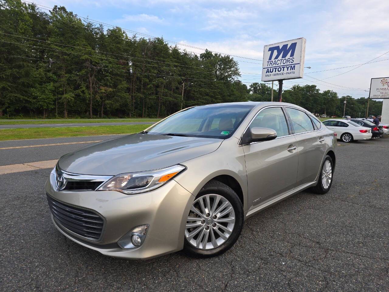 2014 Toyota Avalon Hybrid XLE Touring — Sedan — 139,692 mi — Fredericksburg, VA
