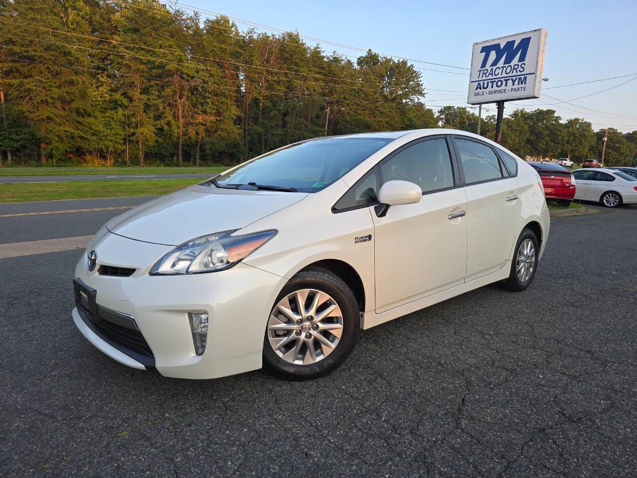 2014 Toyota Prius Plug-in Hybrid Advanced