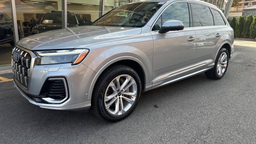 2025 Audi Q7 Premium — SUV — 6,088 mi — Nyack, NY