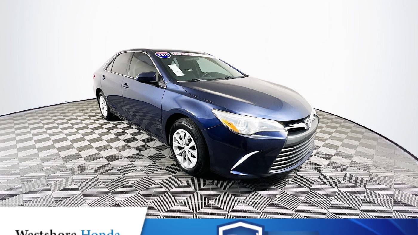 2015 Toyota Camry LE — Sedan — 122,376 mi — Tampa, FL