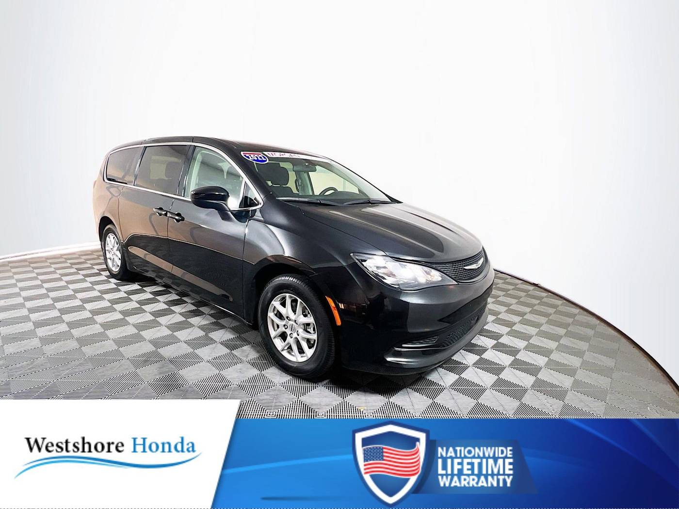 2022 Chrysler Voyager LX — Minivan — 47,577 mi — Tampa, FL