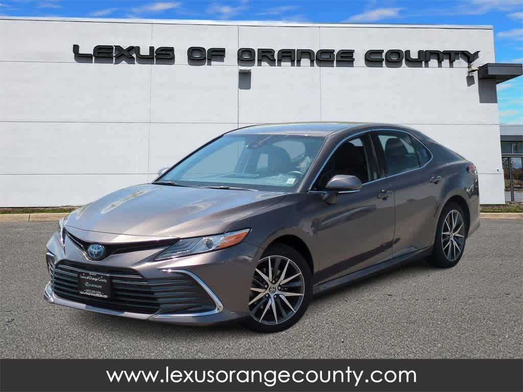 2022 Toyota Camry Hybrid XLE — Sedan — 60,767 mi — Middletown, NY