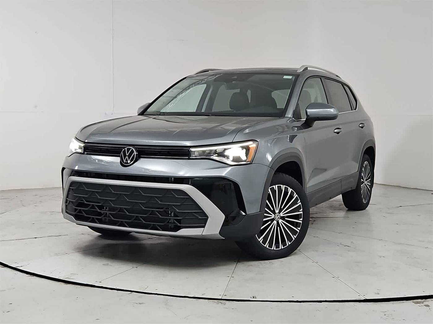2025 Volkswagen Taos SE — SUV — 7,750 mi — Salem, OR