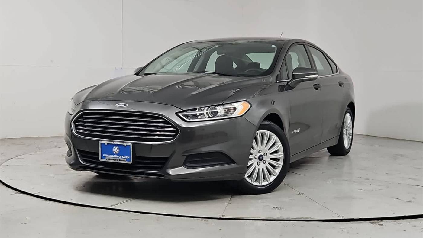 2015 Ford Fusion Hybrid SE — Sedan — 52,001 mi — Salem, OR