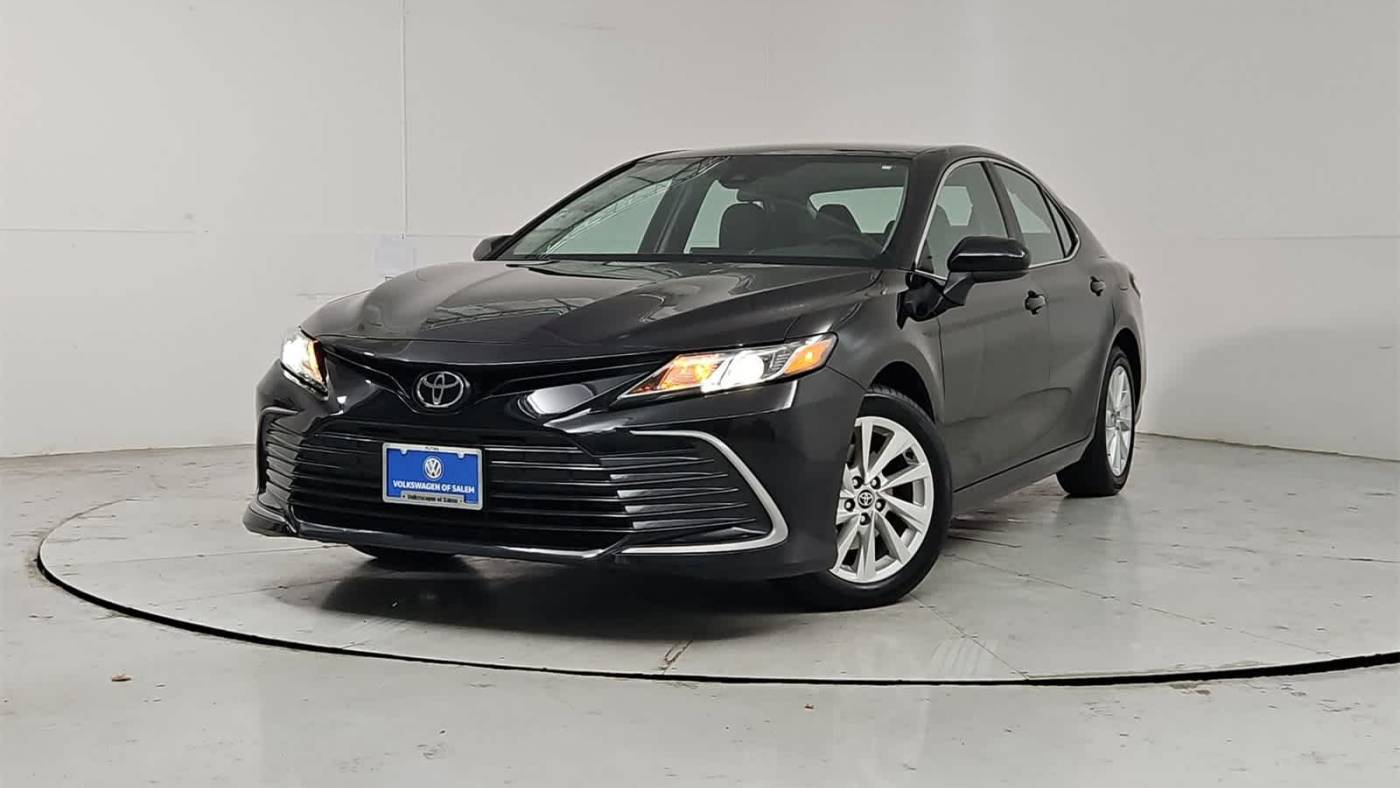 2023 Toyota Camry LE — Sedan — 38,431 mi — Salem, OR