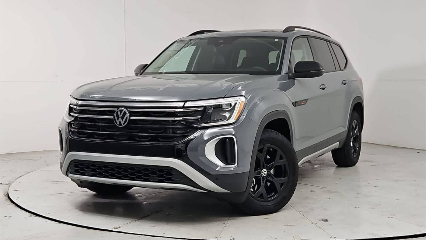 2024 Volkswagen Atlas Peak Edition SE with Technology — SUV — 7,218 mi — Salem, OR
