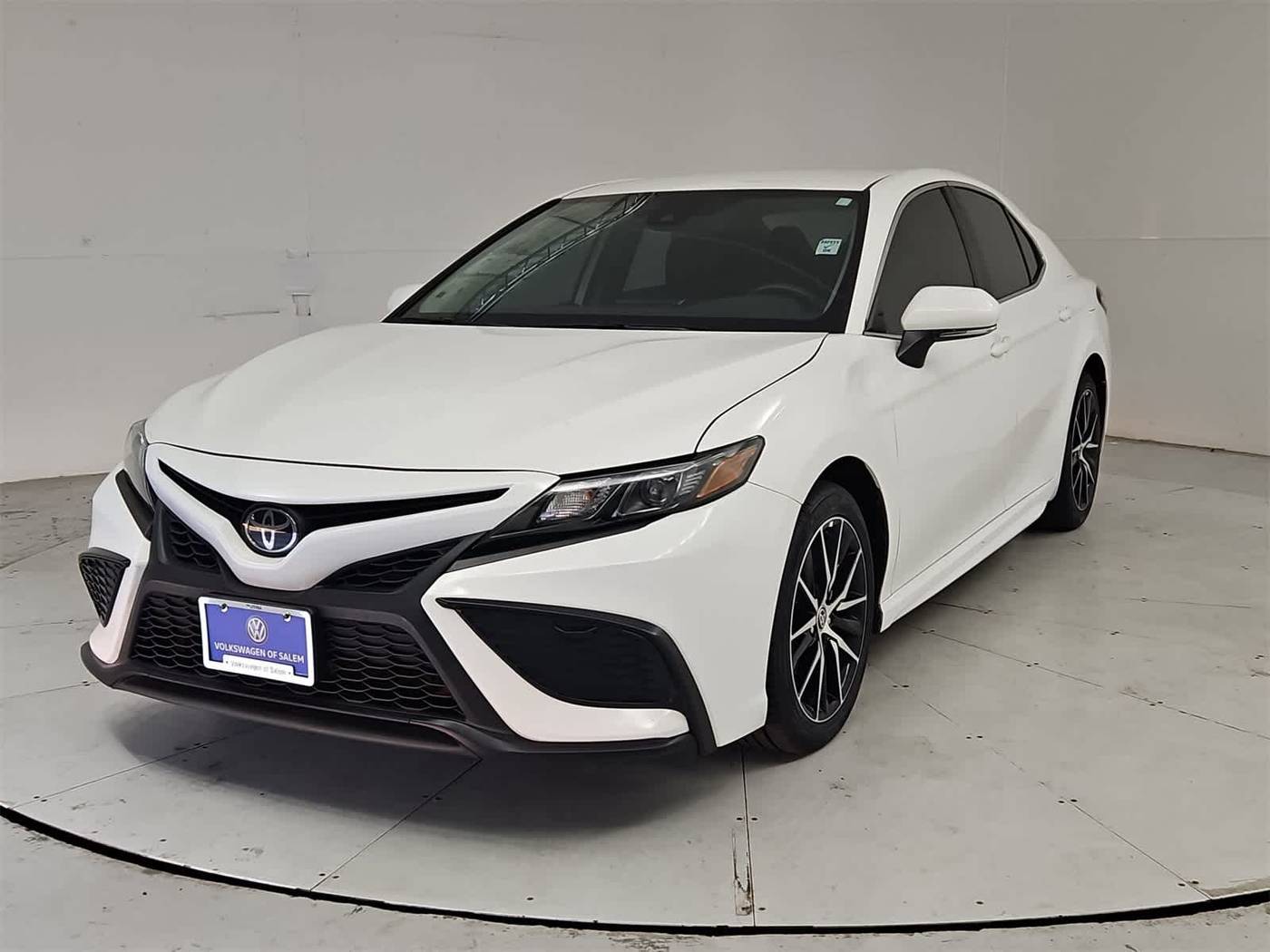 2023 Toyota Camry SE — Sedan — 51,179 mi — Salem, OR