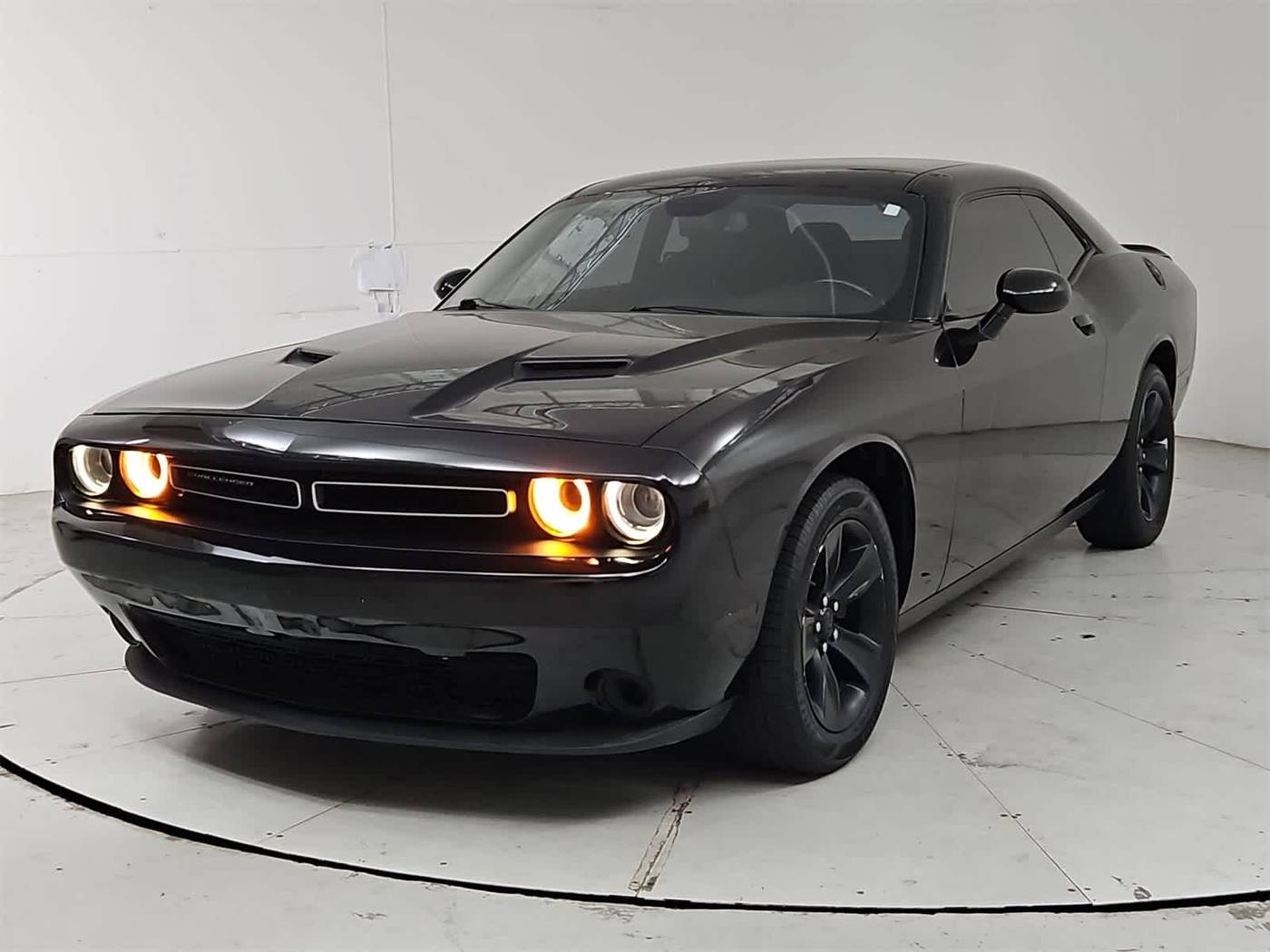 2019 Dodge Challenger SXT — Coupe — 92,366 mi — Salem, OR