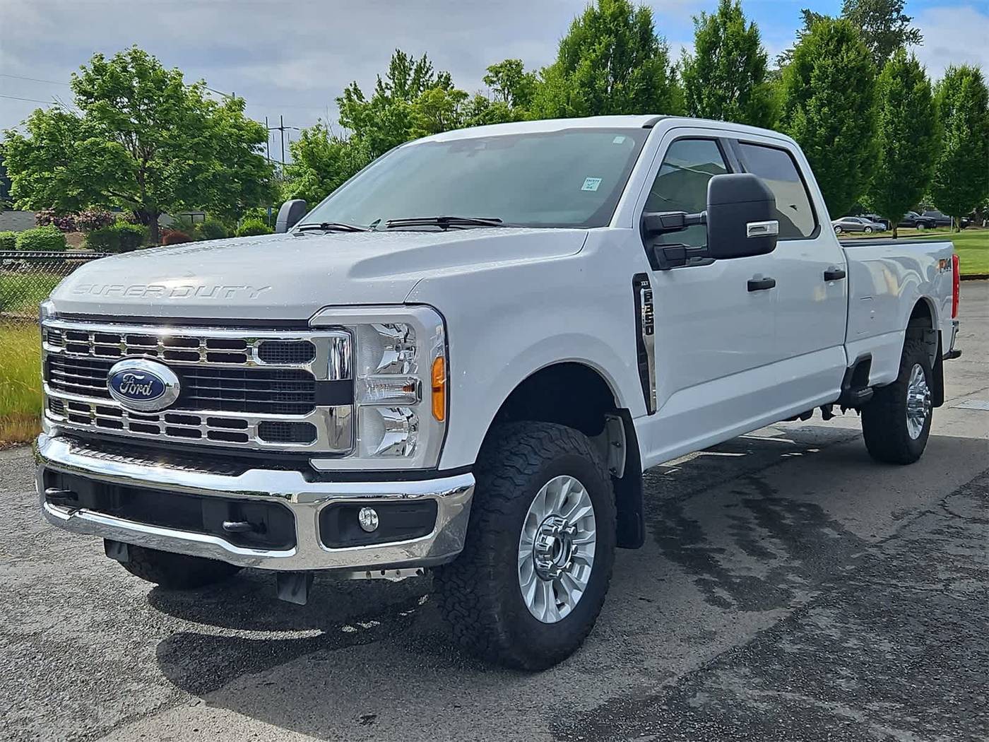 2023 Ford Super Duty F-350 XLT — Pickup Truck — 8,198 mi — Salem, OR