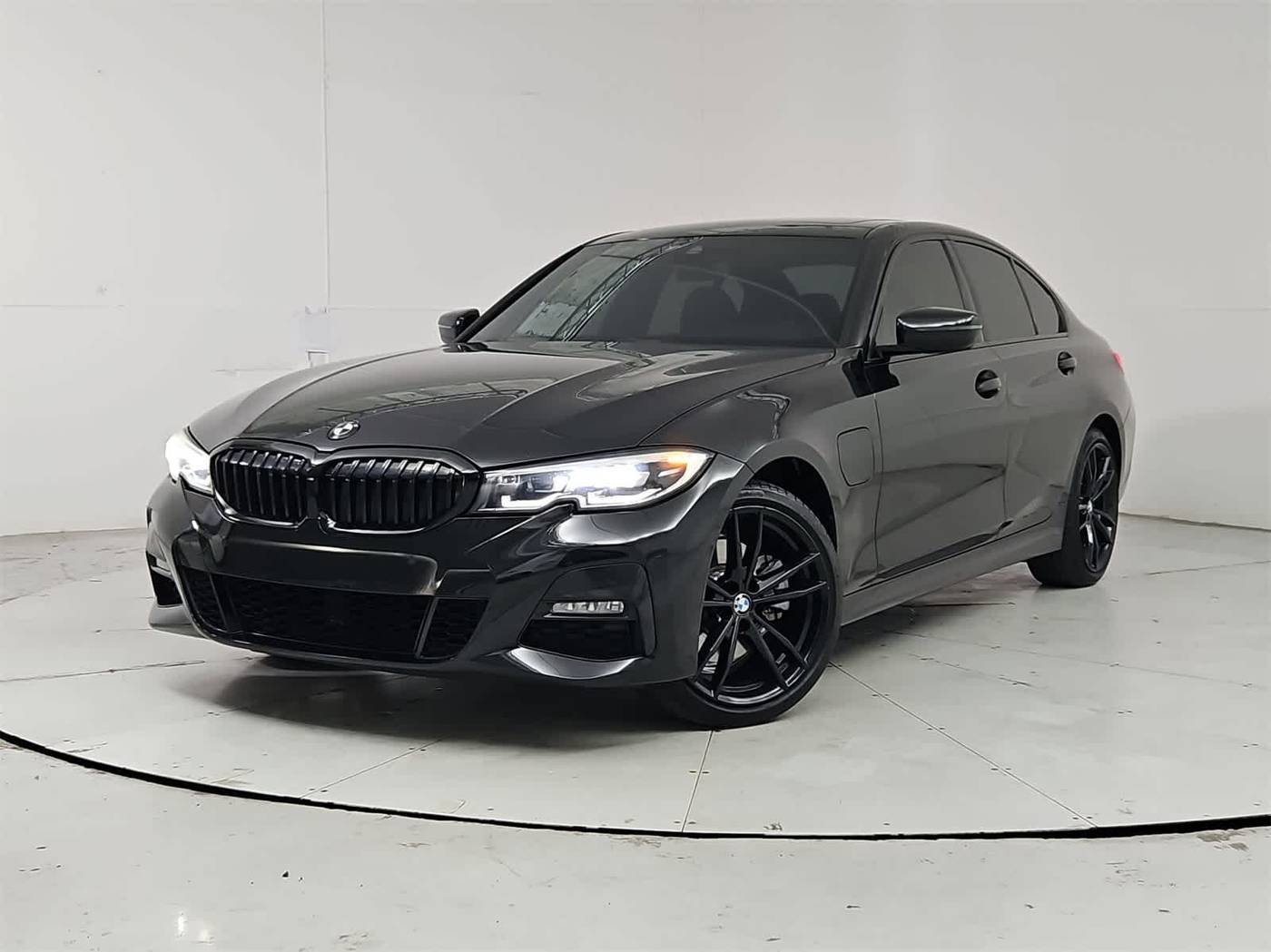 2022 BMW 3 Series 330e — Sedan — 25,505 mi — Salem, OR
