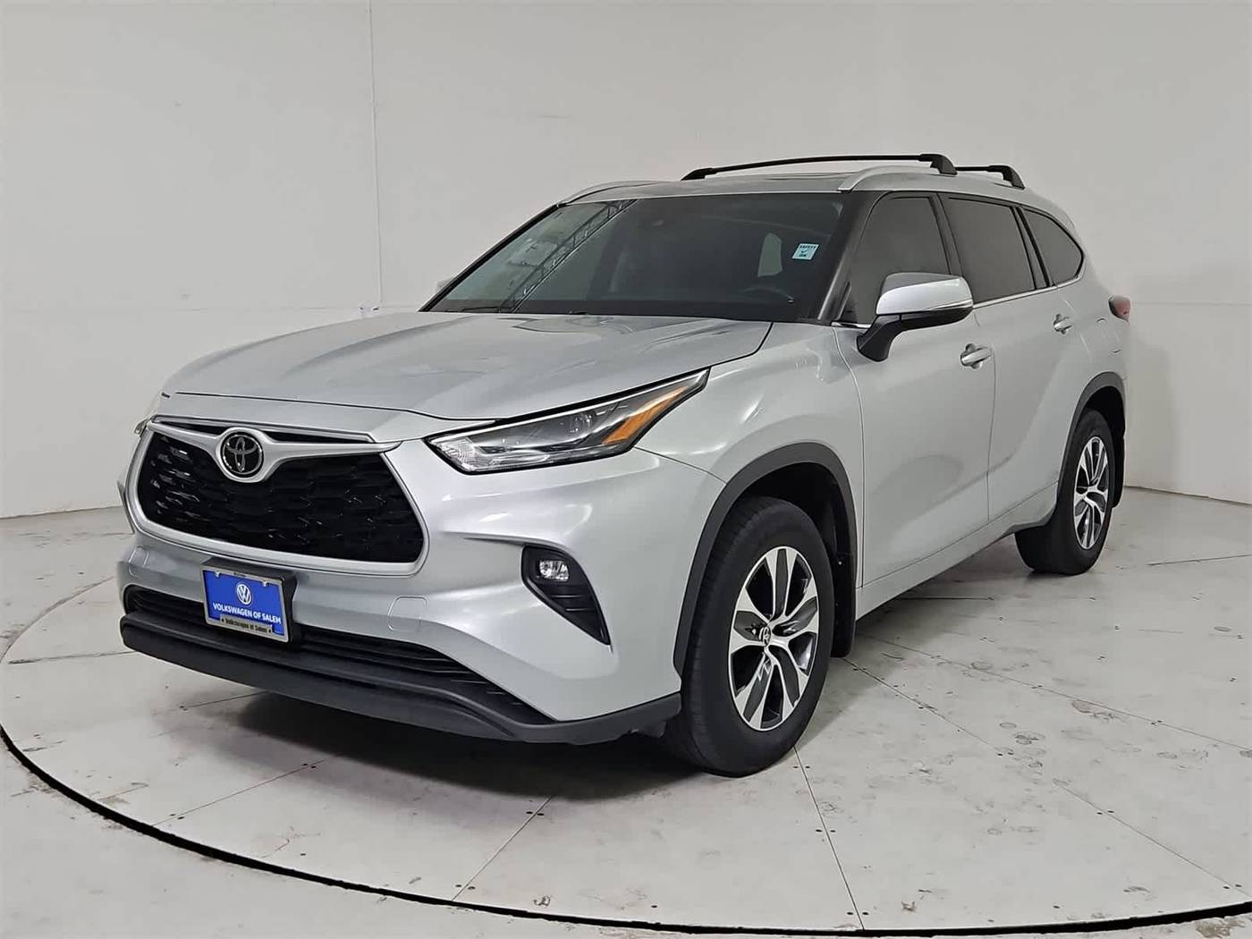 2022 Toyota Highlander XLE — SUV — 57,441 mi — Salem, OR