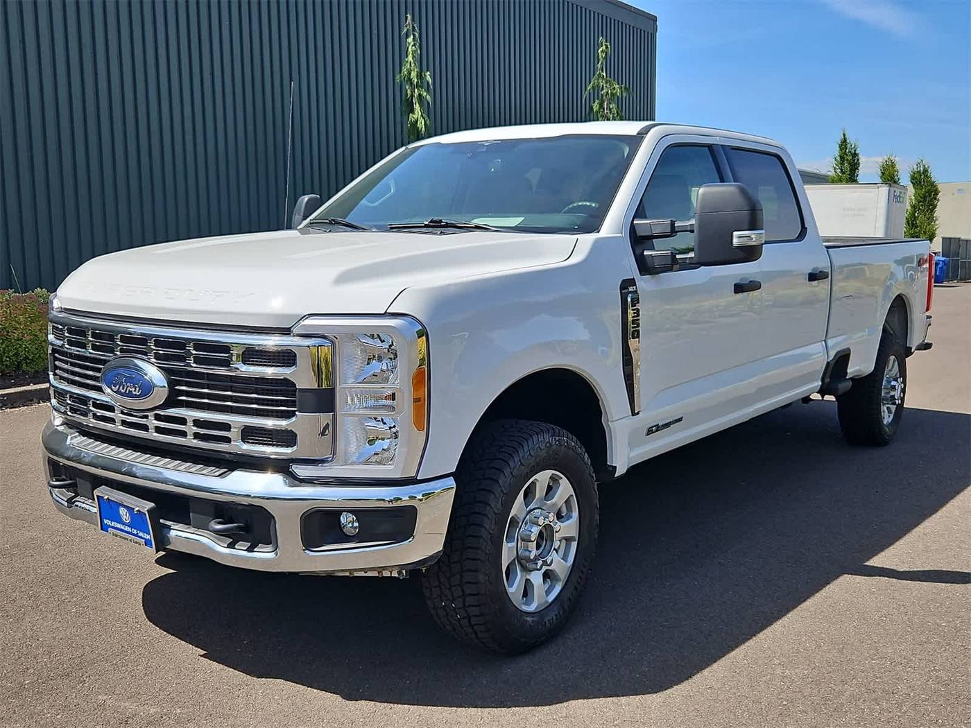 2023 Ford Super Duty F-350 XLT — Pickup Truck — 17,576 mi — Salem, OR