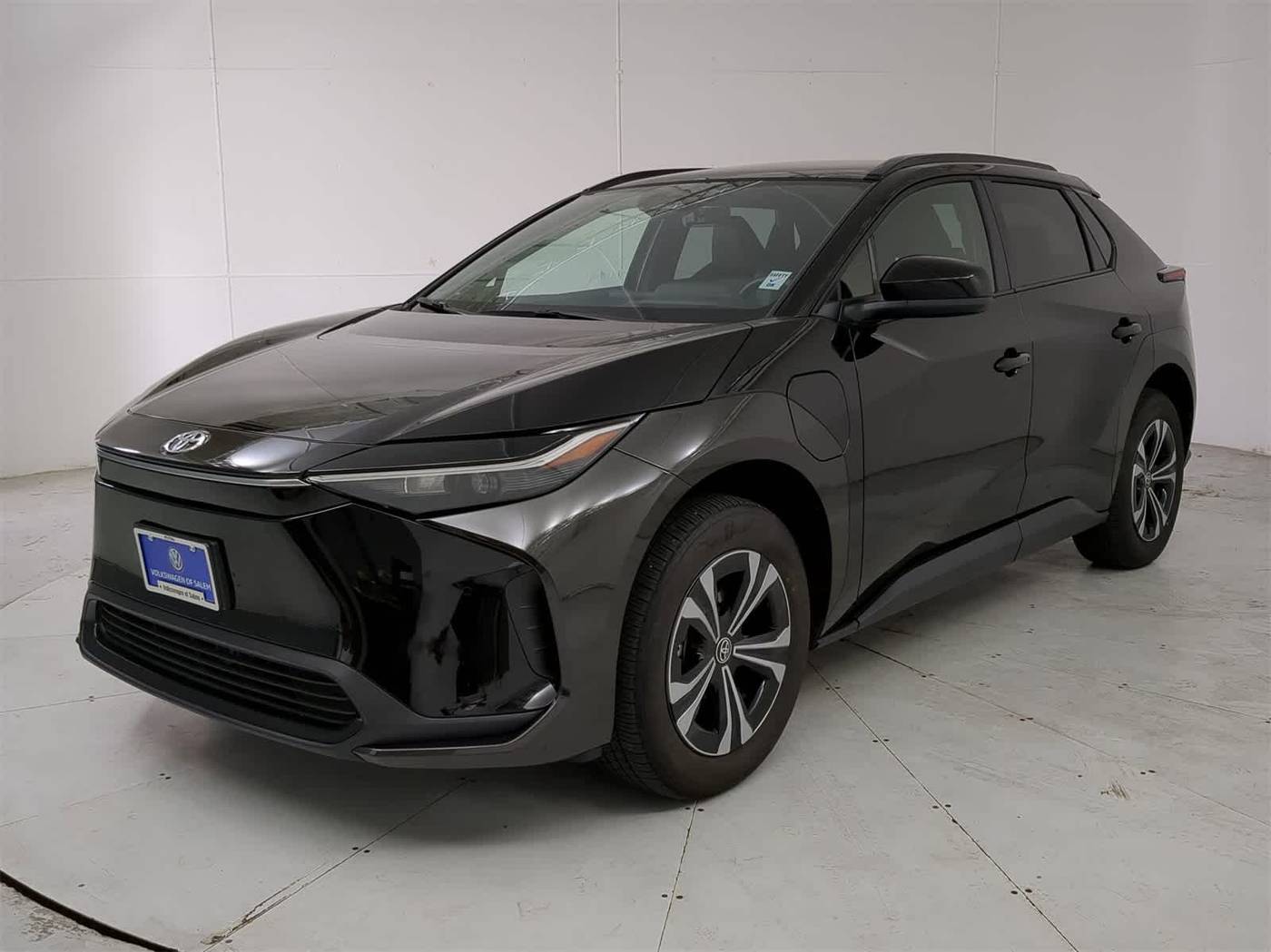 2024 Toyota bZ4X XLE — SUV — 12,494 mi — Salem, OR