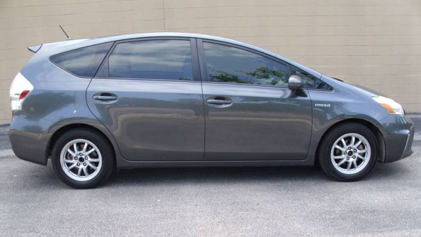 2012 Toyota Prius v Two — Wagon — 118,464 mi — San Antonio, TX