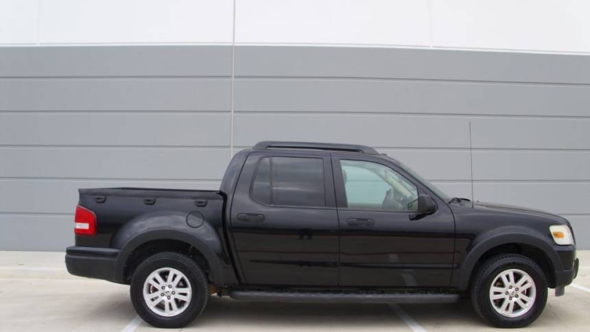 2009 Ford Explorer Sport Trac XLT — Pickup Truck — 138,447 mi — San Antonio, TX