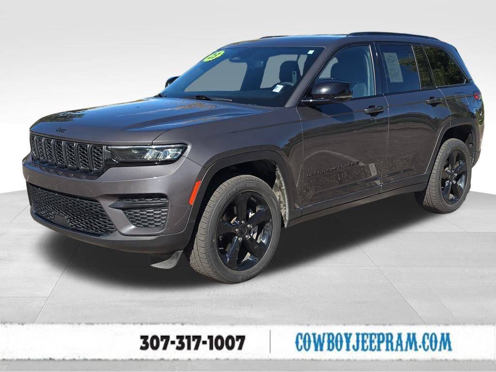 2023 Jeep Grand Cherokee Altitude — SUV — 61,987 mi — Cheyenne, WY