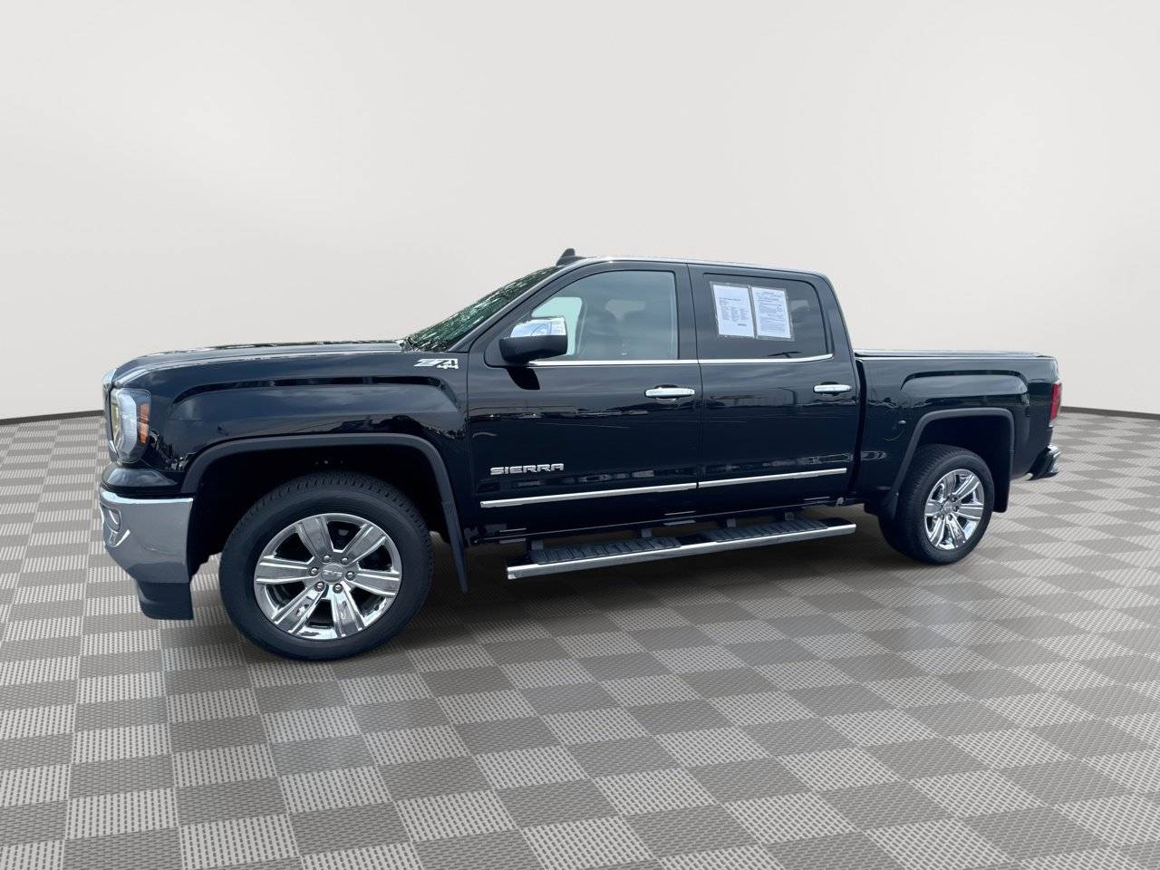 2018 GMC Sierra 1500 SLT — Pickup Truck — 65,208 mi — Joplin, MO