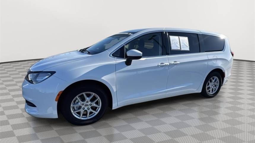 2023 Chrysler Voyager LX — Minivan — 54,570 mi — Joplin, MO