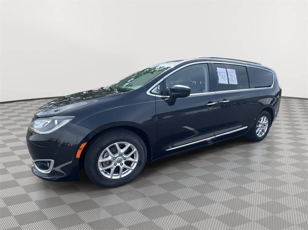 2020 Chrysler Pacifica Touring L — Minivan — 94,418 mi — Joplin, MO