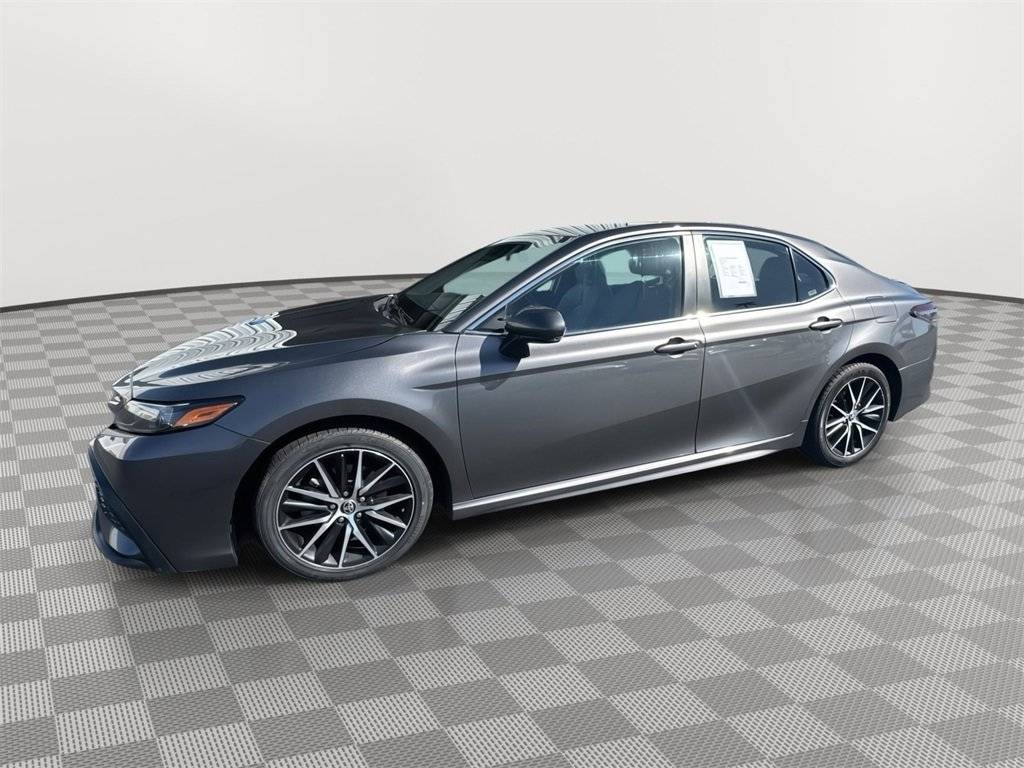 2022 Toyota Camry SE — Sedan — 81,135 mi — Joplin, MO
