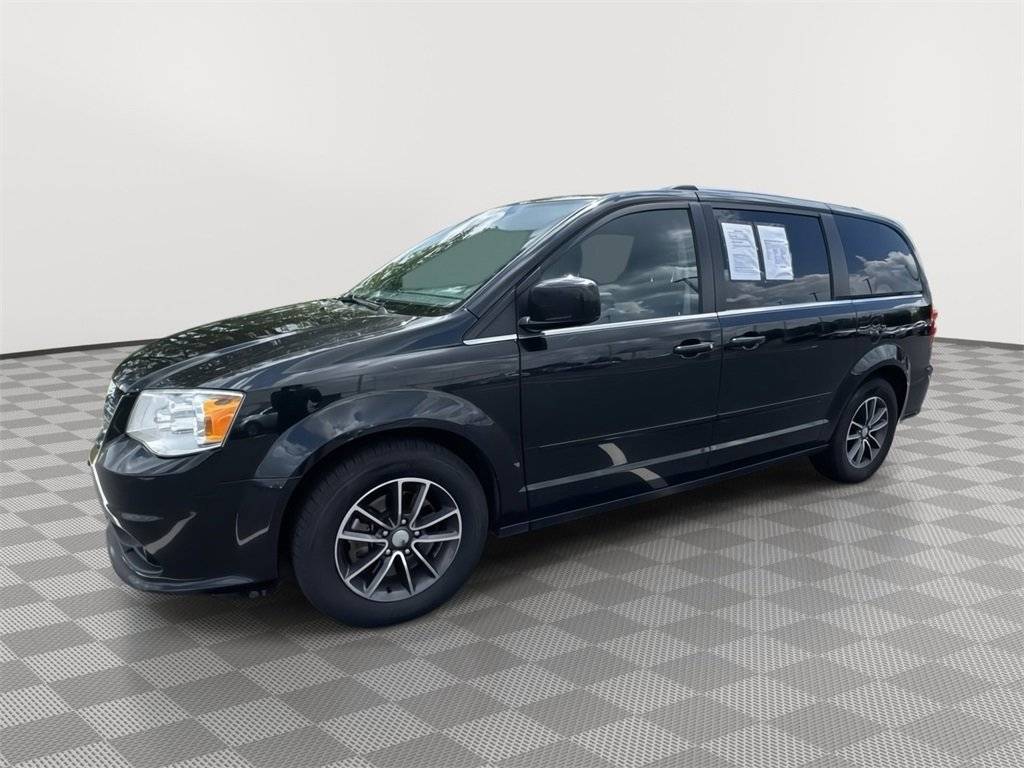 2017 Dodge Grand Caravan SXT — Minivan — 142,493 mi — Joplin, MO