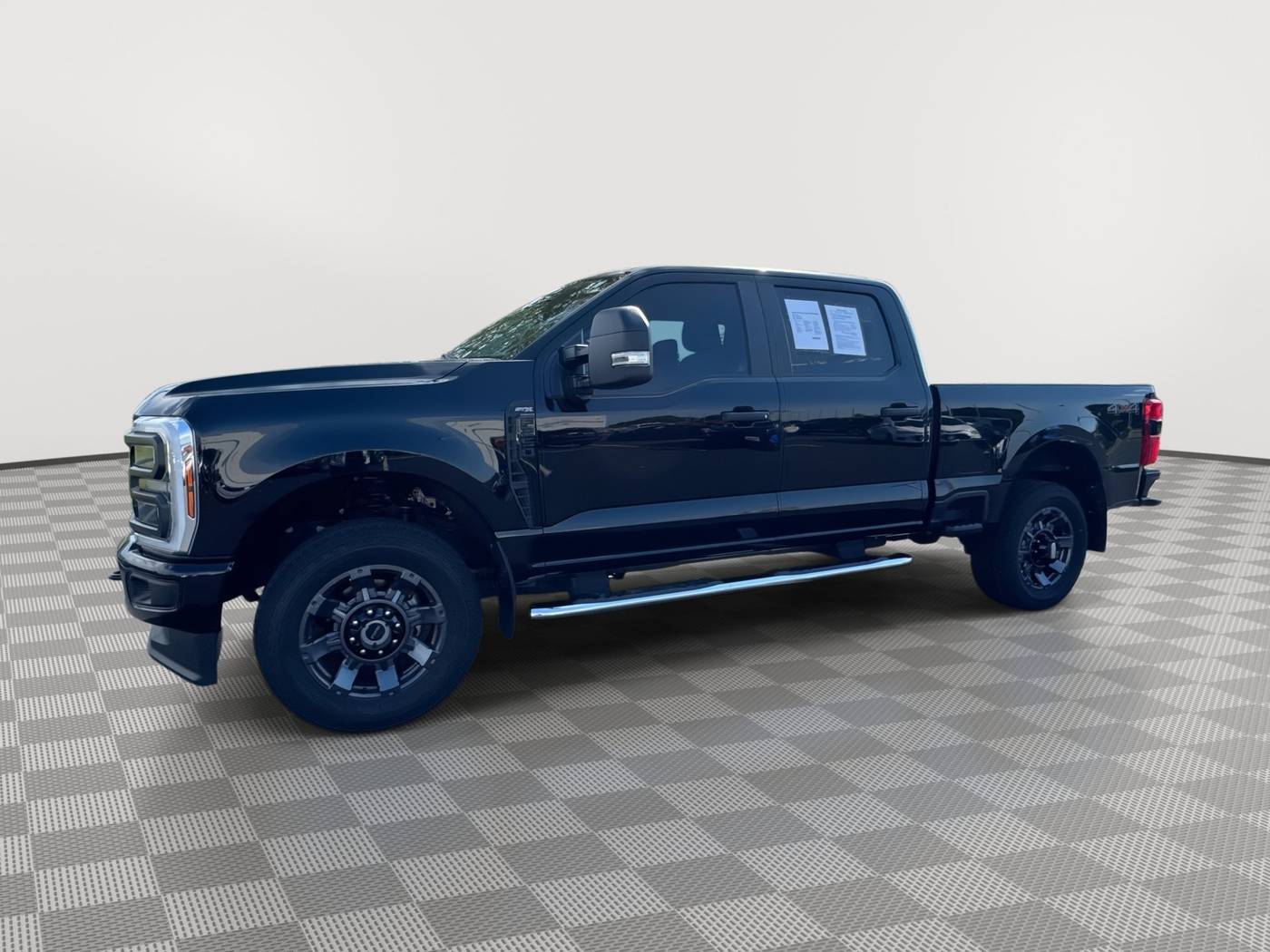 2024 Ford Super Duty F-250 XL — Pickup Truck — 5,563 mi — Joplin, MO