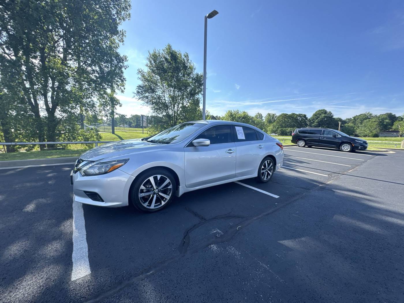 2017 Nissan Altima 2.5 SR — Sedan — 77,613 mi — Joplin, MO