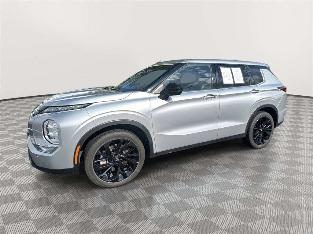 2022 Mitsubishi Outlander Black Edition — SUV — 57,639 mi — Joplin, MO