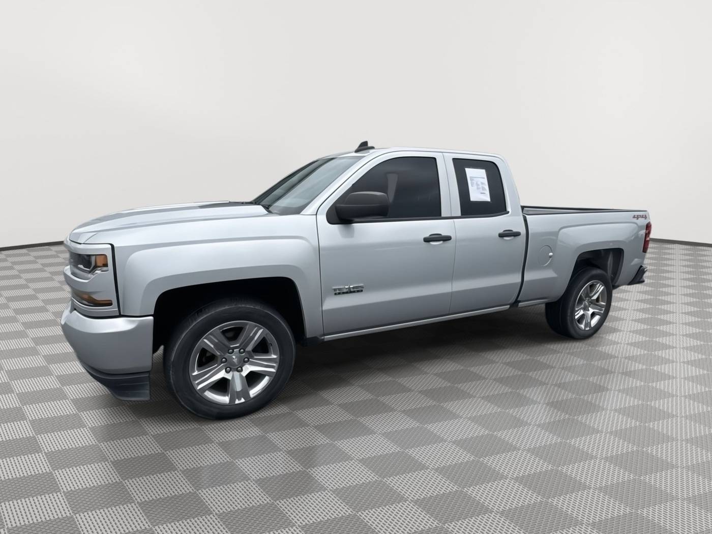 2018 Chevrolet Silverado 1500 Custom — Pickup Truck — 136,245 mi — Joplin, MO