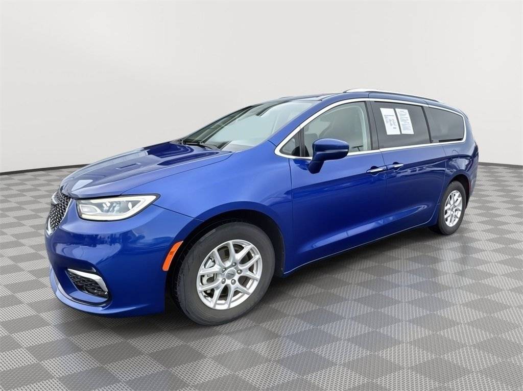 2021 Chrysler Pacifica Touring L — Minivan — 67,070 mi — Joplin, MO