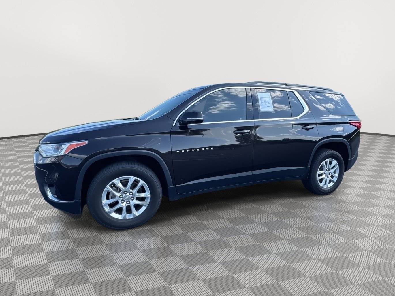 2019 Chevrolet Traverse LT Cloth — SUV — 124,546 mi — Joplin, MO