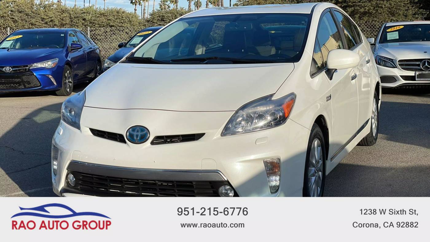 2012 Toyota Prius Advanced — Hatchback — 87,639 mi — Corona, CA