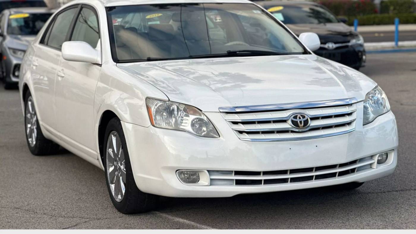 2007 Toyota Avalon XL — Sedan — 81,079 mi — Corona, CA