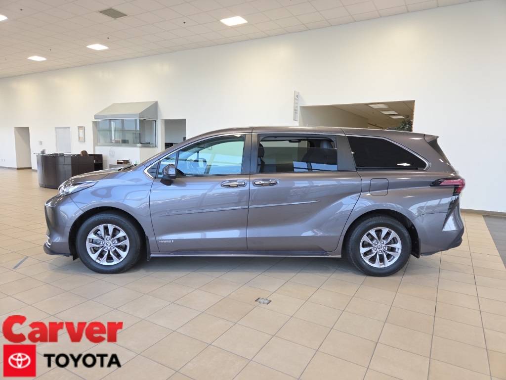 2021 Toyota Sienna XLE — Minivan — 97,611 mi — Taylorsville, IN