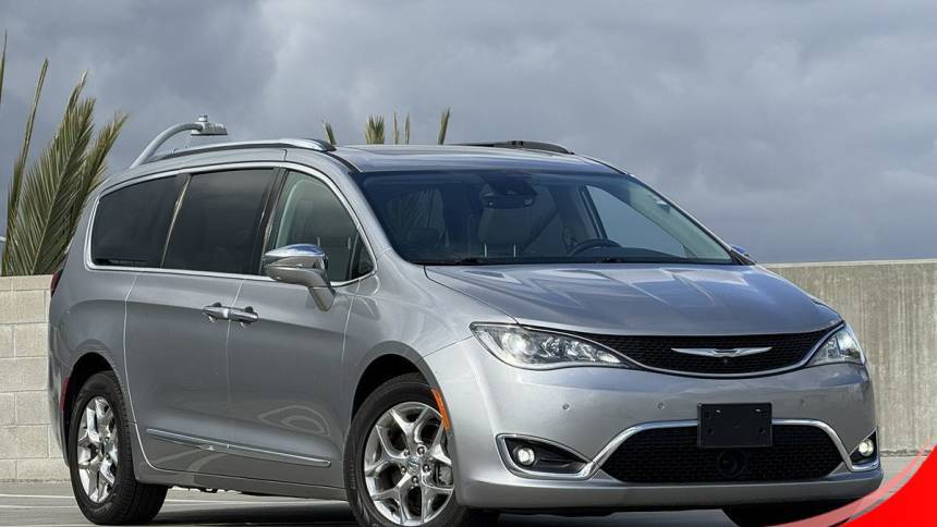 2017 Chrysler Pacifica Limited — Minivan — 88,422 mi — National City, CA