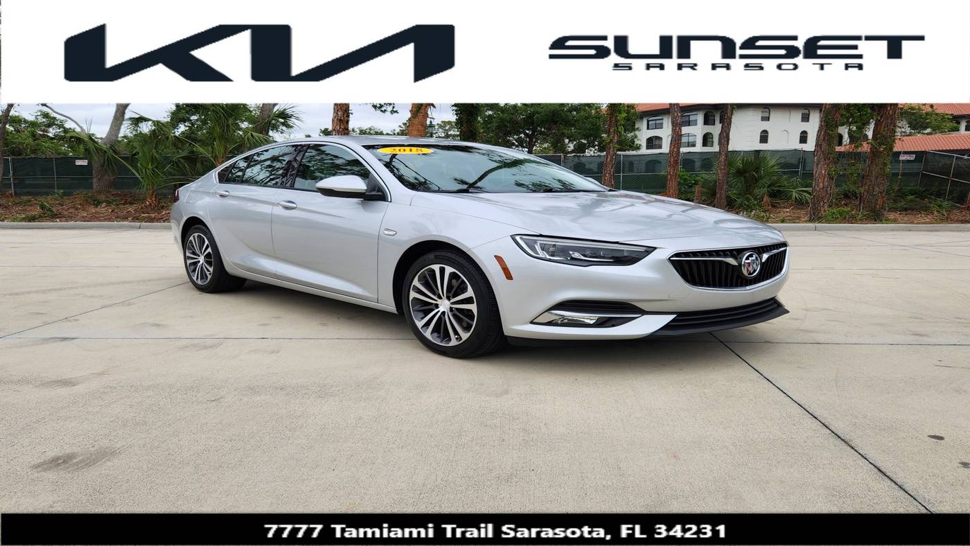 2018 Buick Regal Sportback Essence — Hatchback — 20,474 mi — Sarasota, FL