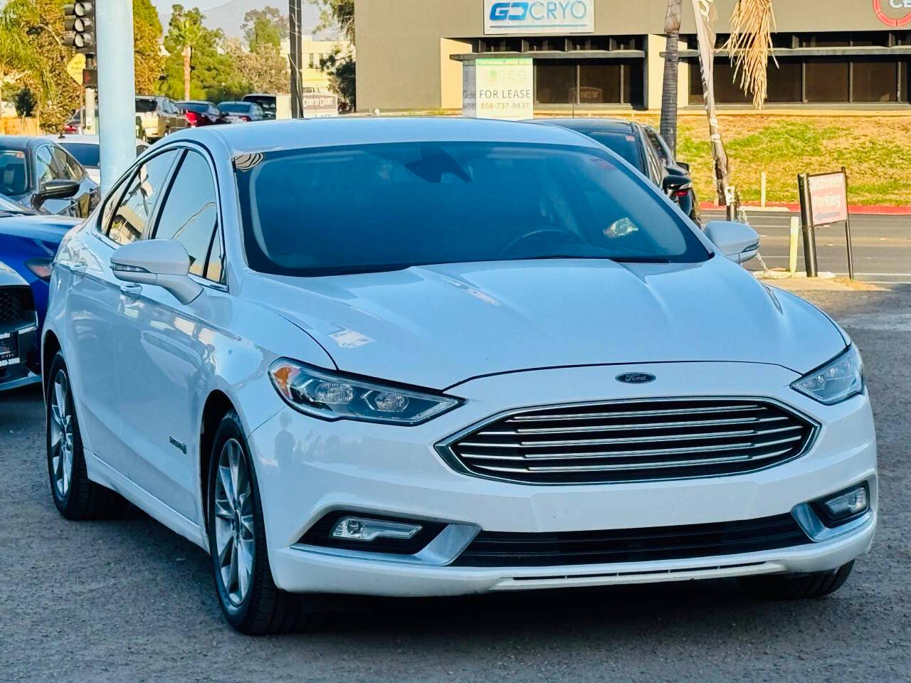 2017 Ford Fusion Hybrid SE — Sedan — 131,560 mi — San Diego, CA