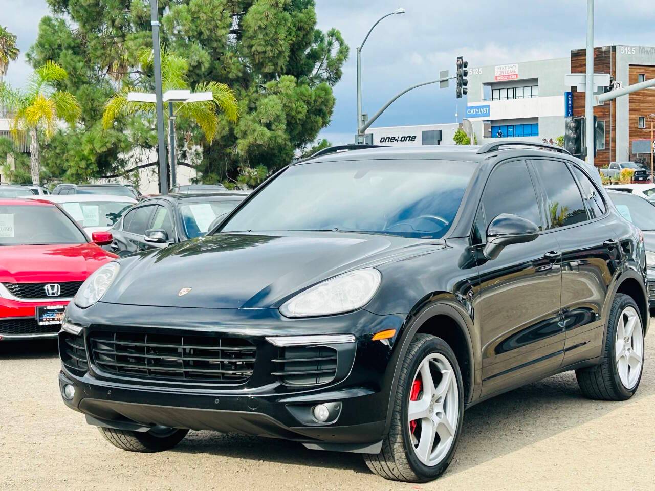 2018 Porsche Cayenne Platinum Edition