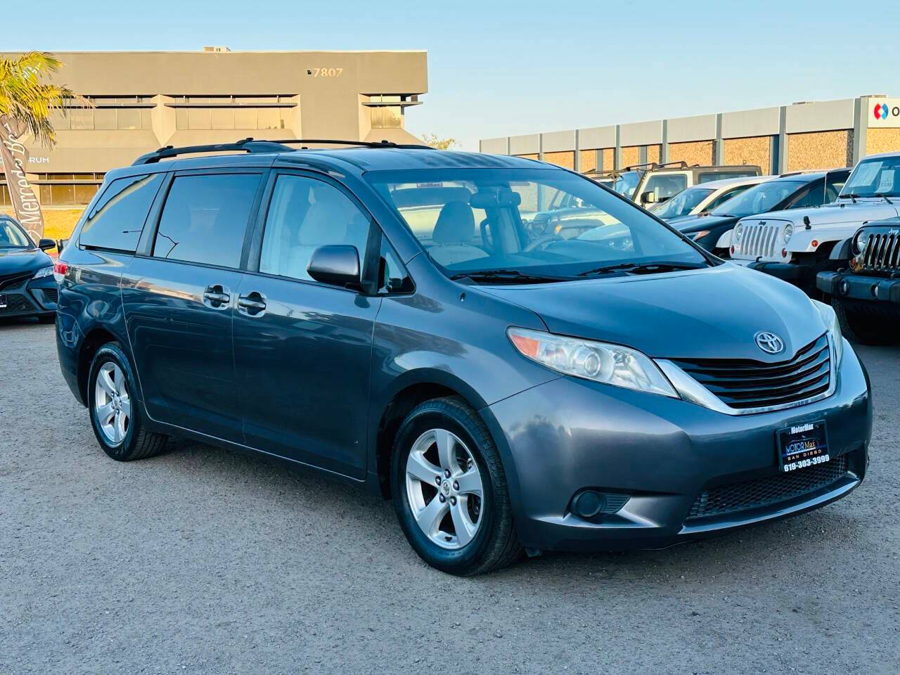 2011 Toyota Sienna LE — Minivan — 127,730 mi — San Diego, CA
