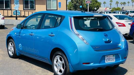 buy nissan leaf near me