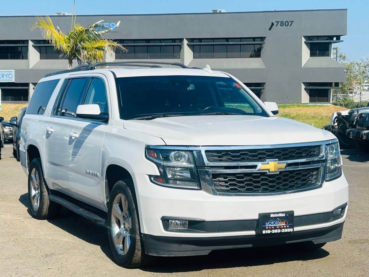 2018 Chevrolet Suburban LT — SUV — 124,302 mi — San Diego, CA