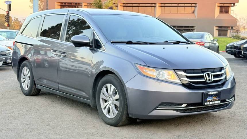 2016 Honda Odyssey SE — Minivan — 135,344 mi — San Diego, CA