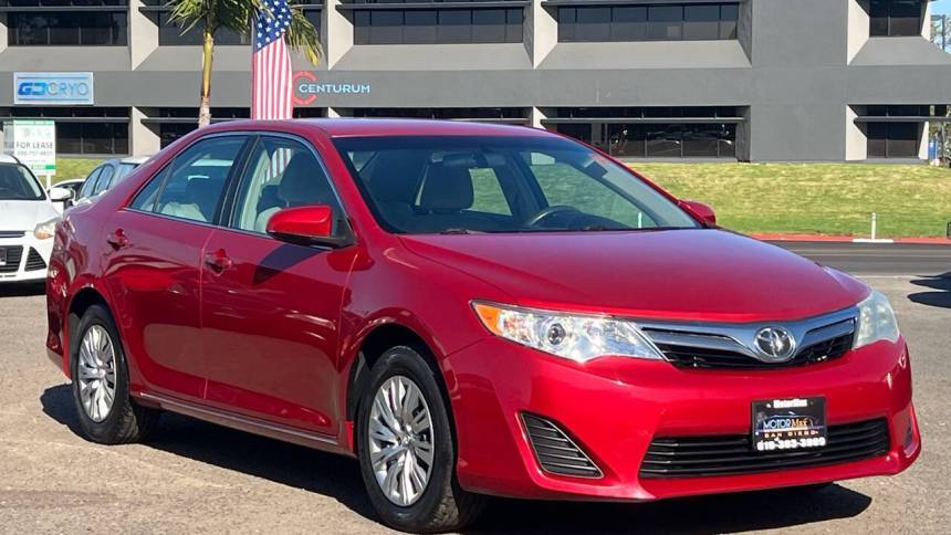 2014 Toyota Camry LE — Sedan — 138,596 mi — San Diego, CA